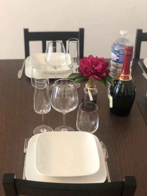 Superbe Appartement Tout Equipe, Le Nid D'Eva A Metz Gare, Parking Prive, Balcon, F2, 50M2, 3P Ngoại thất bức ảnh
