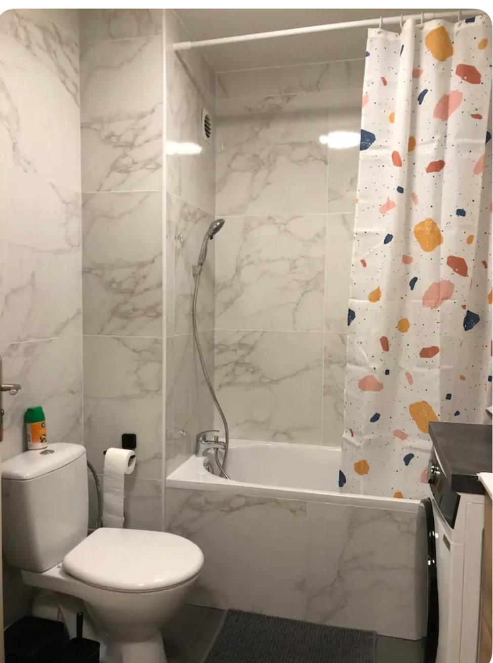 Superbe Appartement Tout Equipe, Le Nid D'Eva A Metz Gare, Parking Prive, Balcon, F2, 50M2, 3P Ngoại thất bức ảnh